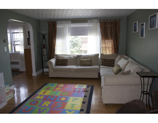 9-11 Sunset Road Watertown, MA 02472 - Photo 5 of 9 Gallery Image 5