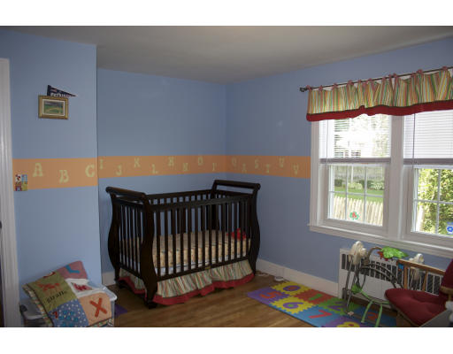 9-11 Sunset Road Watertown, MA 02472 - Photo 8 of 9 Gallery Image 8