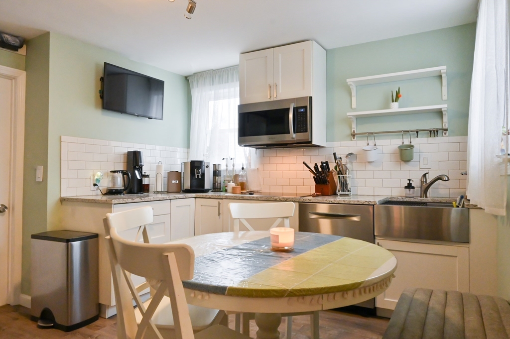 60 Roy Street Swampscott, MA 01907 - Photo 13 of 42