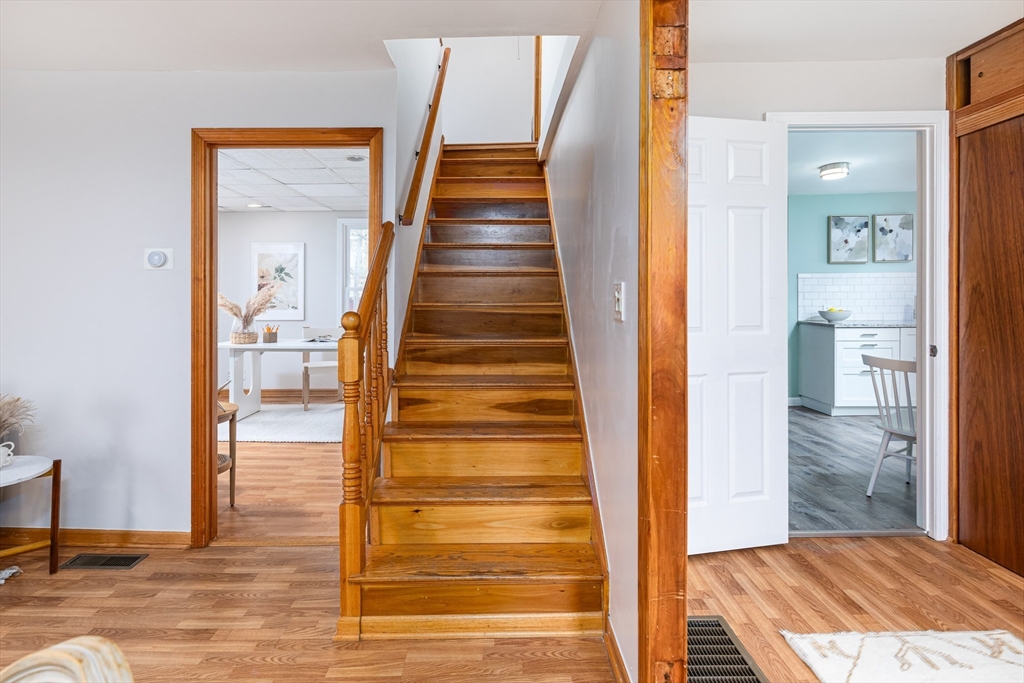 60 Roy Street Swampscott, MA 01907 - Photo 13 of 40