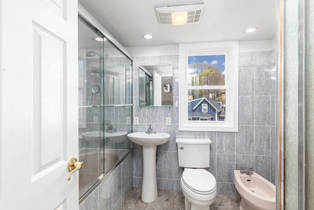 60 Roy Street Swampscott, MA 01907 - Photo 26 of 40