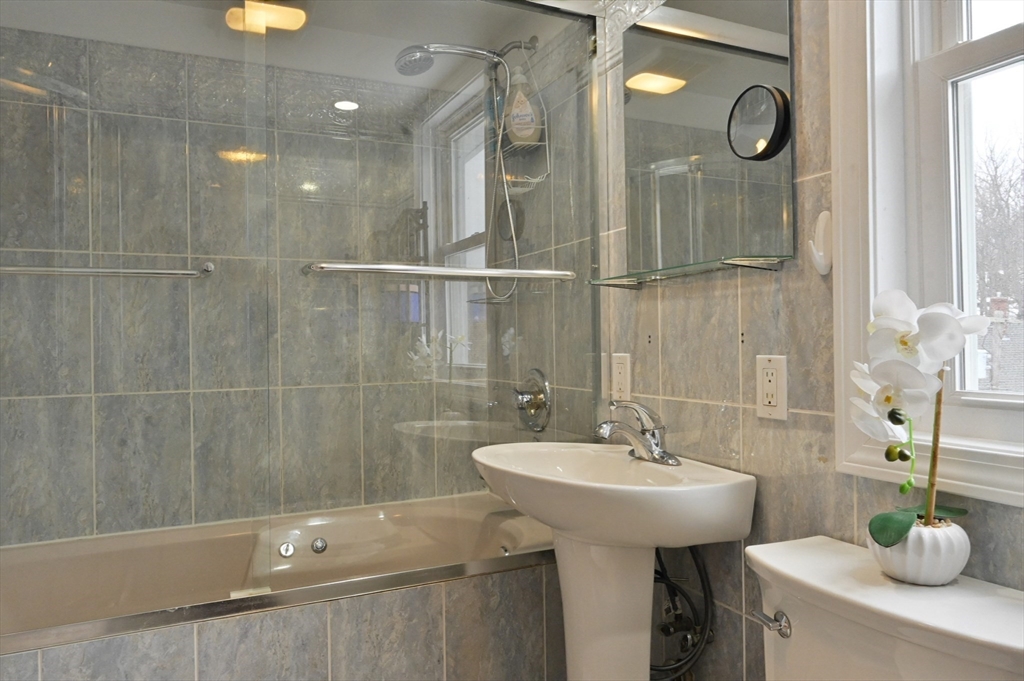 60 Roy Street Swampscott, MA 01907 - Photo 27 of 42