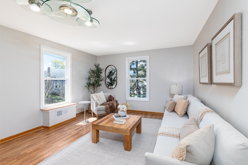 60 Roy Street Swampscott, MA 01907 - Photo 7 of 40
