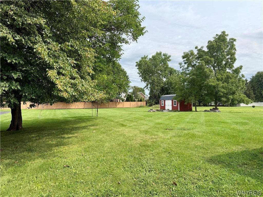 8200 Greiner Road Clarence, NY 14221 - Photo 34 of 41 Gallery Image 34