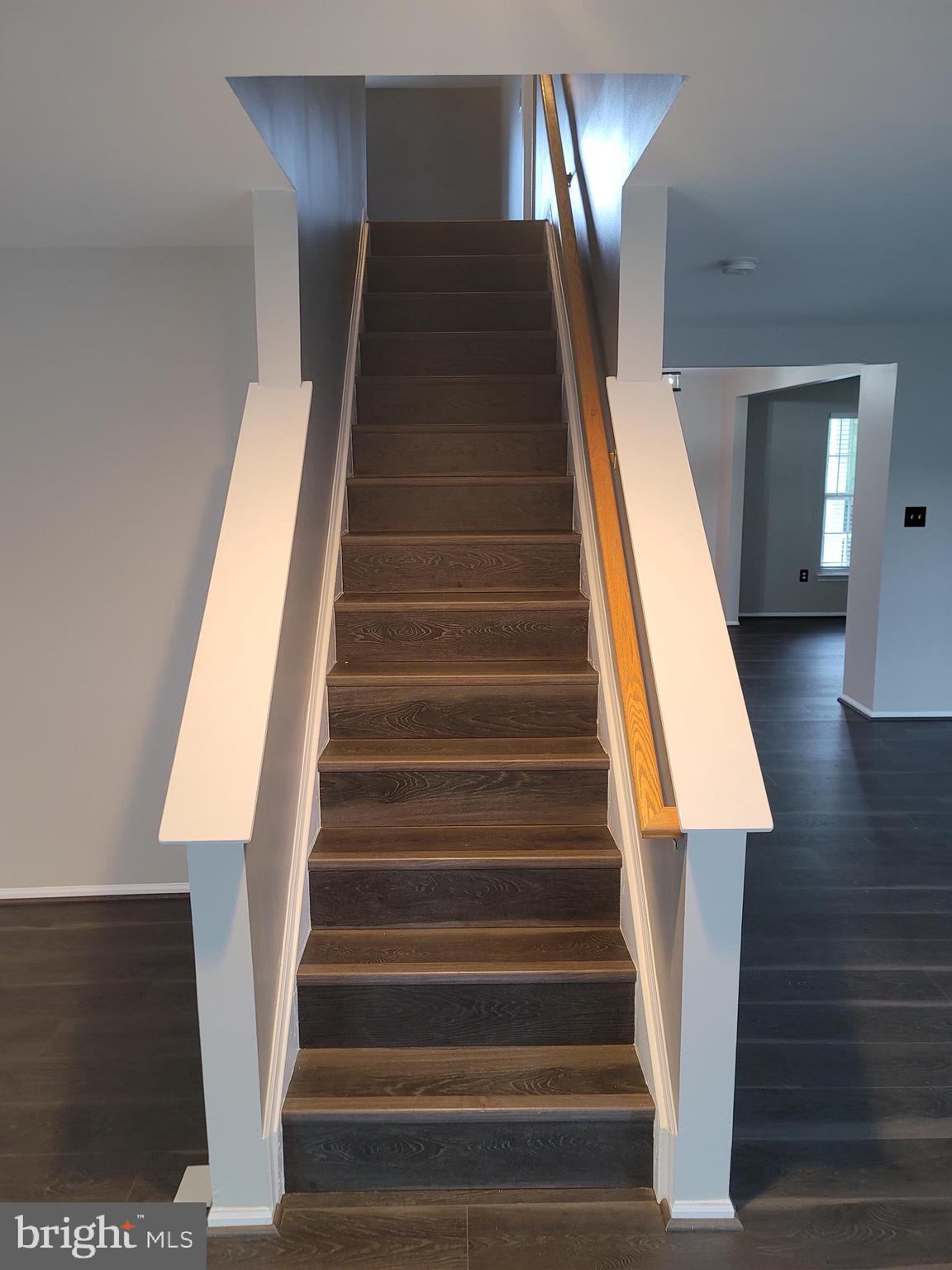 22 Ripley Road Stafford, VA 22556 - Photo 11 of 80 Second Floor Staircase