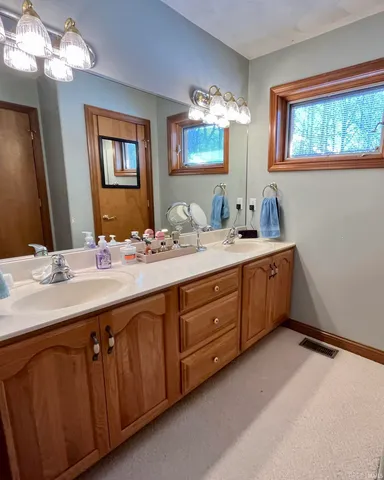 $475,000 | 3249 South 700 East, Marion, IN 46953