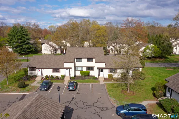 $260,500 | 6-3 Oak Forest Drive, Unit 63, Manchester, CT 06042