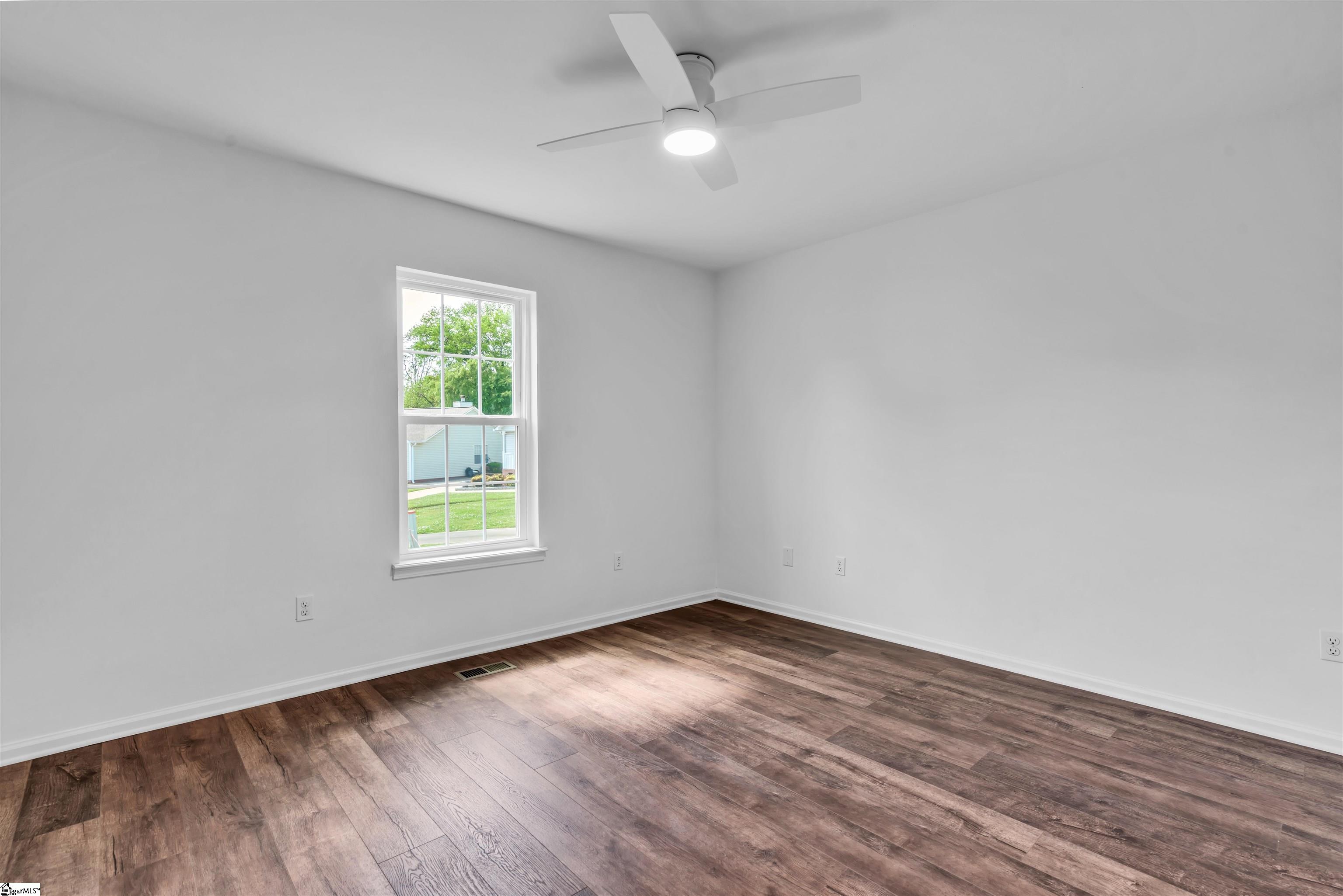 15 Haley Court Greenville, SC 29607 - Photo 10 of 24