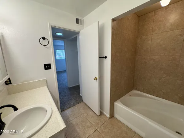 $1,695 | 4917 North 73rd Street, Unit 17, Scottsdale, AZ 85251