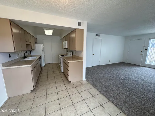 $1,695 | 4917 North 73rd Street, Unit 17, Scottsdale, AZ 85251