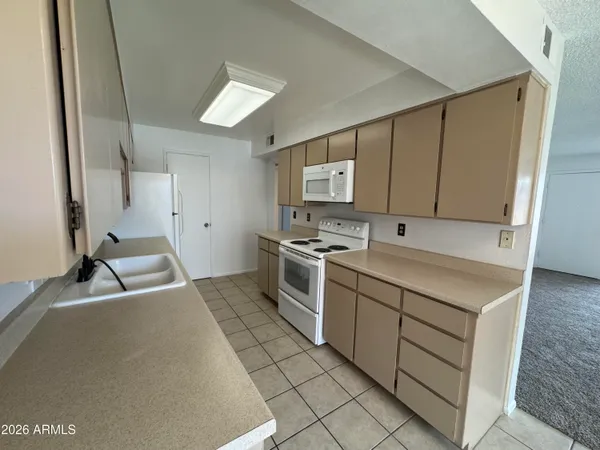 $1,695 | 4917 North 73rd Street, Unit 17, Scottsdale, AZ 85251