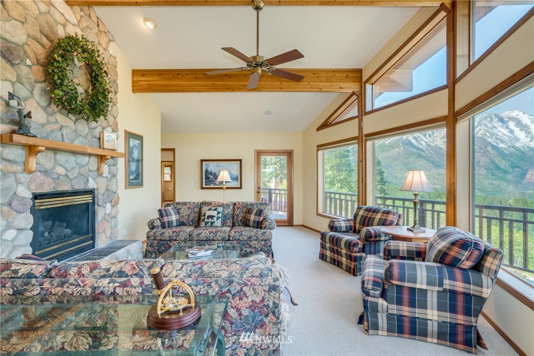 1484 Dempsey Road Leavenworth, WA 98826 - Photo 4 of 40 Gallery Image 4