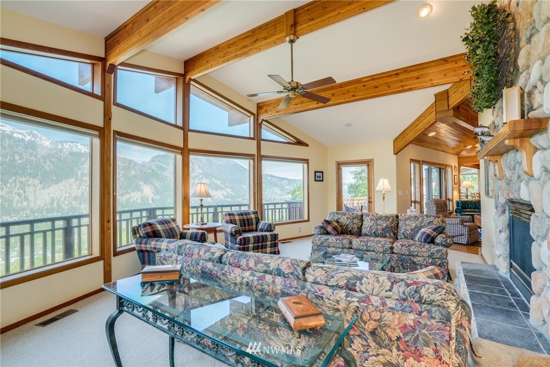1484 Dempsey Road Leavenworth, WA 98826 - Photo 5 of 40 Gallery Image 5
