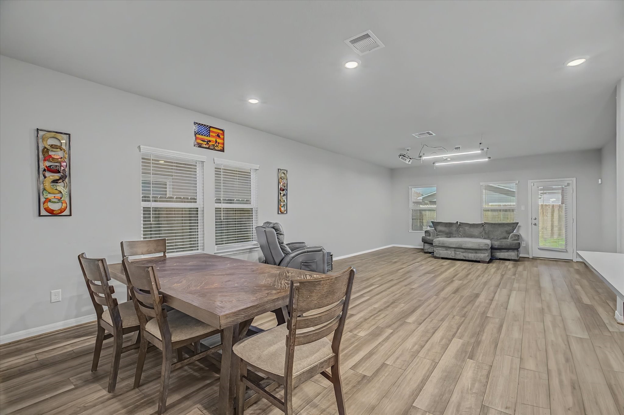 6918 Lebec Drive Rosharon, TX 77583 - Photo 6 of 48