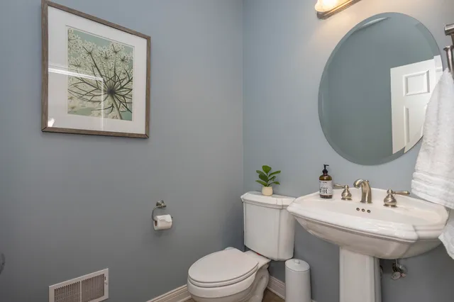 $799,900 | 2978 Creek Edge Court, Holland, MI 49424