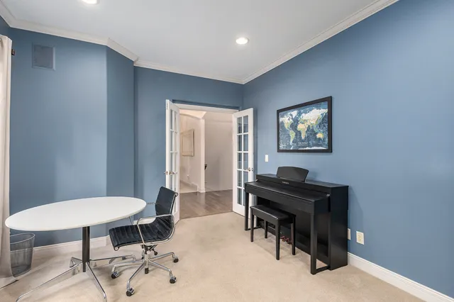 $799,900 | 2978 Creek Edge Court, Holland, MI 49424