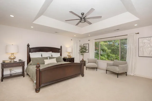 $799,900 | 2978 Creek Edge Court, Holland, MI 49424