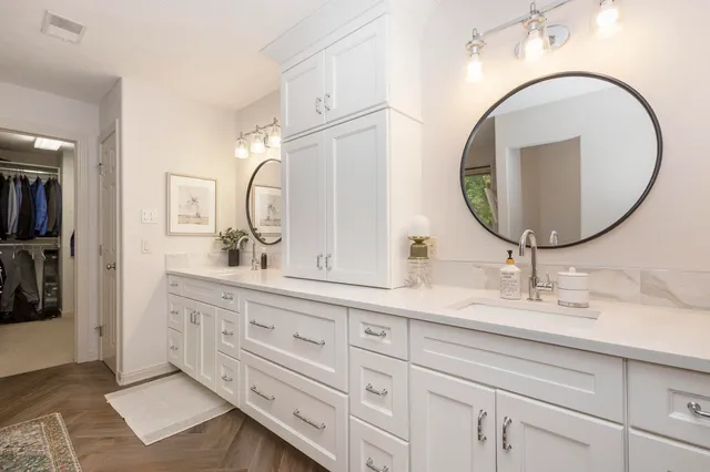 $799,900 | 2978 Creek Edge Court, Holland, MI 49424