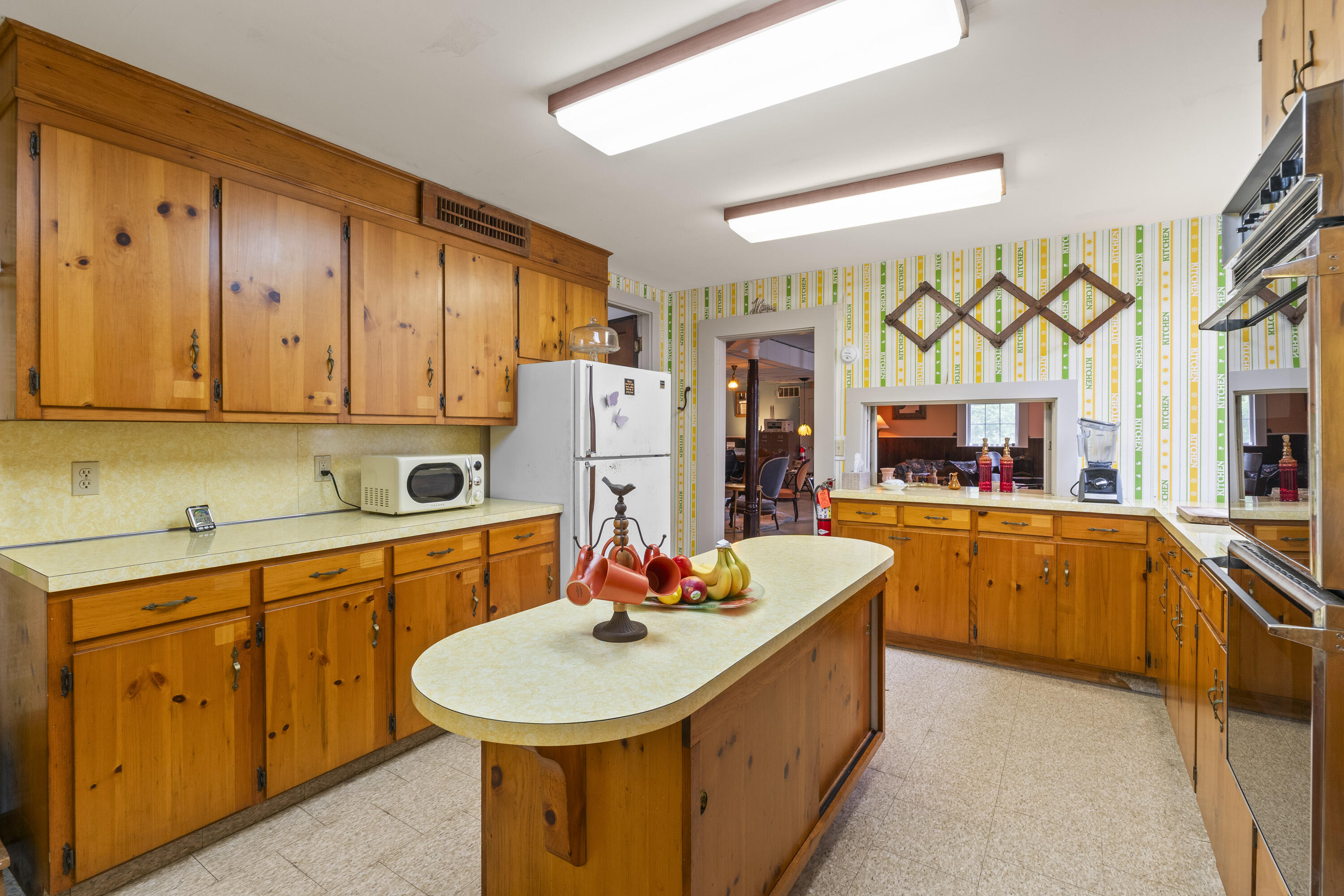 85 Friendship Road Waldoboro, ME 04572 - Photo 7 of 78 85 Friendship Rd_0142