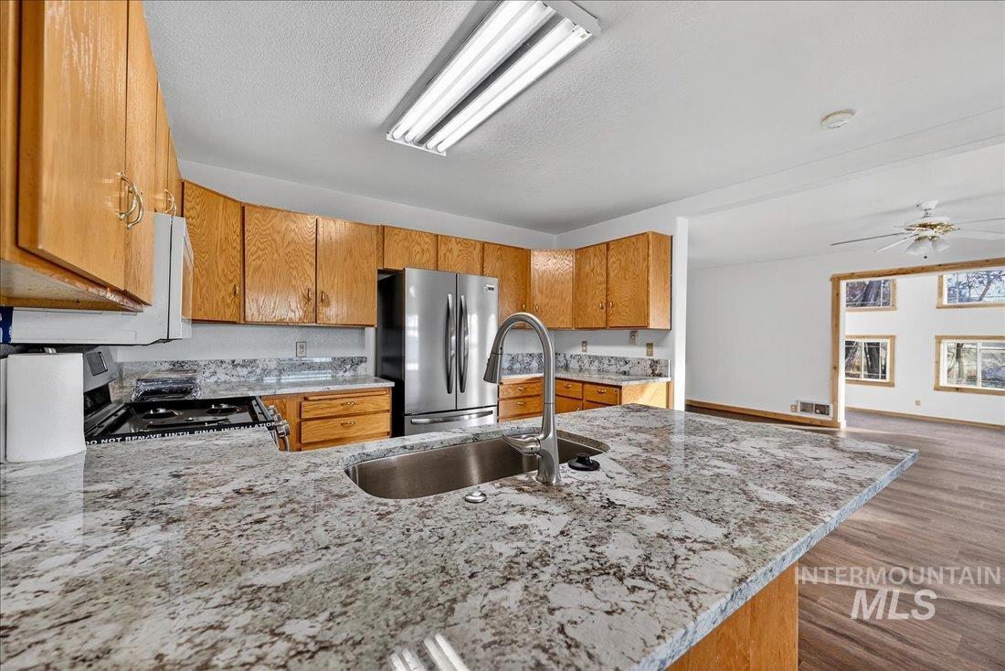 1774 South Exeter Street, Unit 3 Council, ID 83612 - Photo 18 of 37