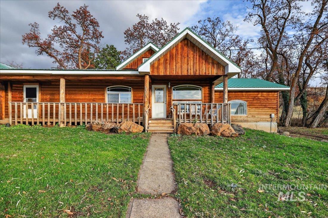 1774 South Exeter Street, Unit 3 Council, ID 83612 - Photo 3 of 37