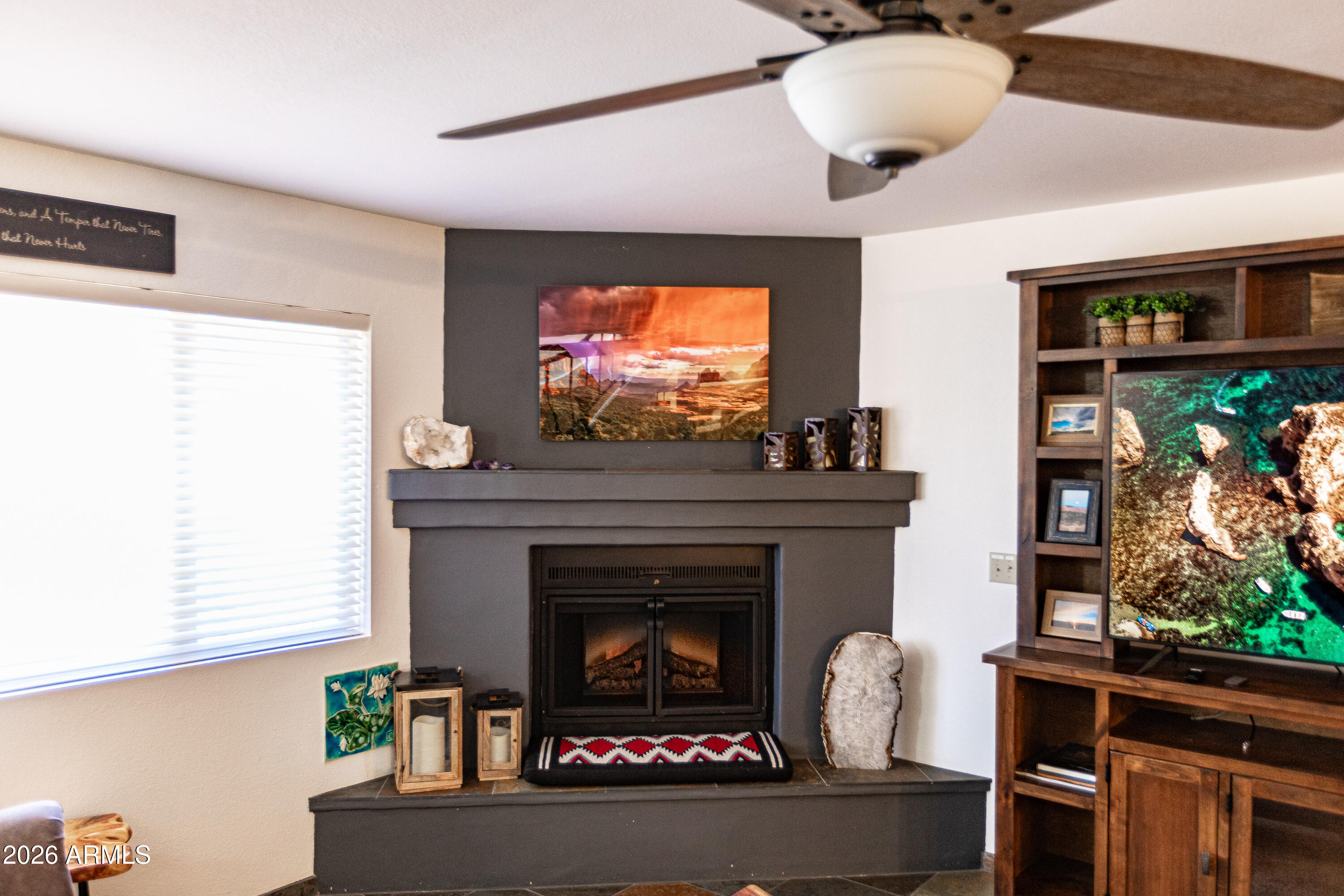 155 Canyon Diablo Road, Unit 6 Sedona, AZ 86351 - Photo 11 of 28 11-GR-Fireplace