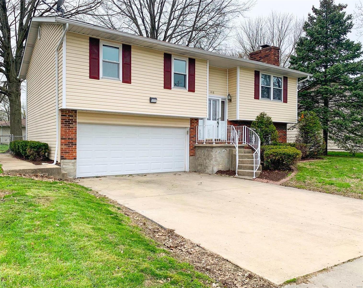 418 Riggin Road Troy, IL 62294 - Photo 1 of 27