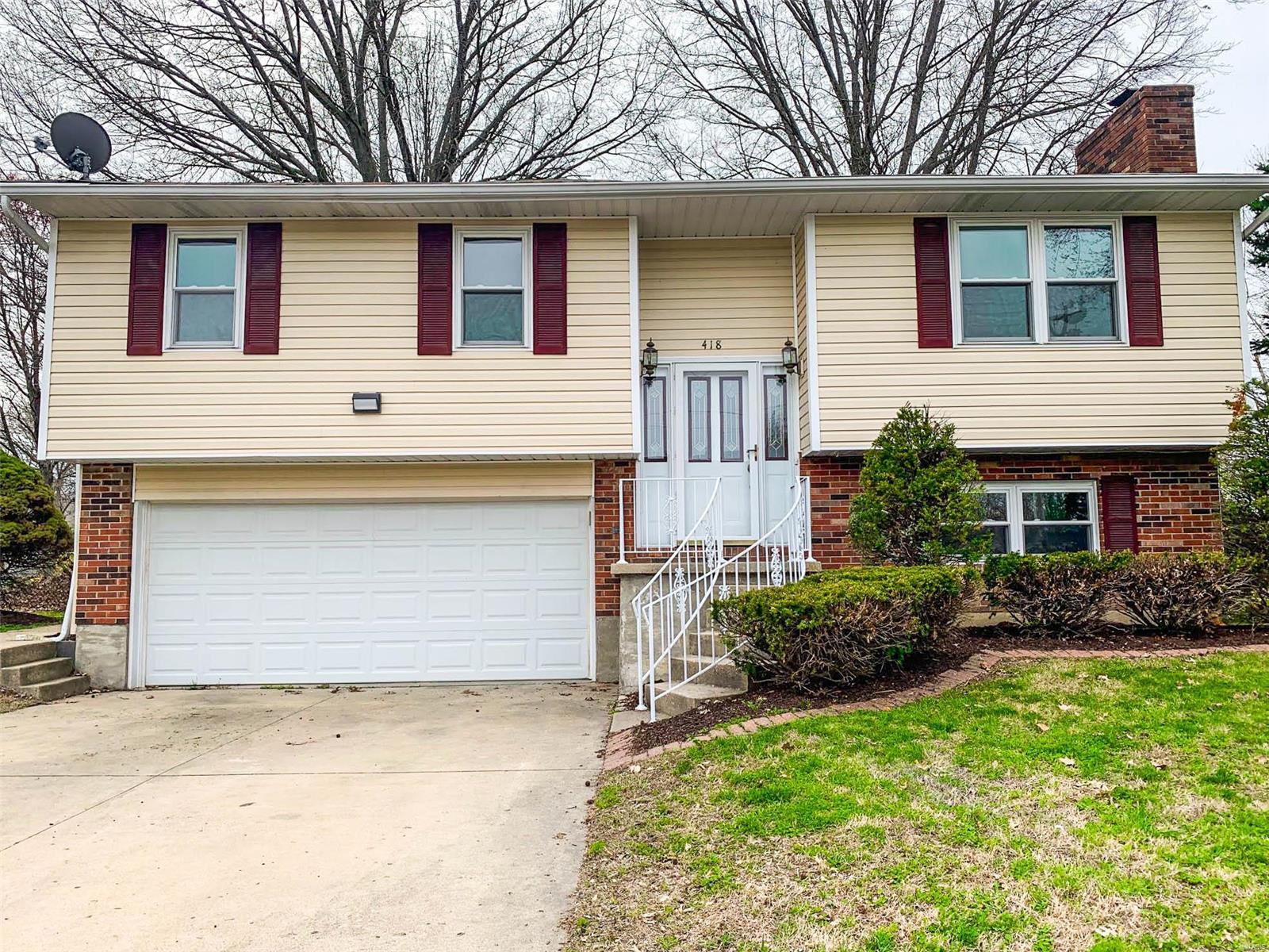418 Riggin Road Troy, IL 62294 - Photo 2 of 27