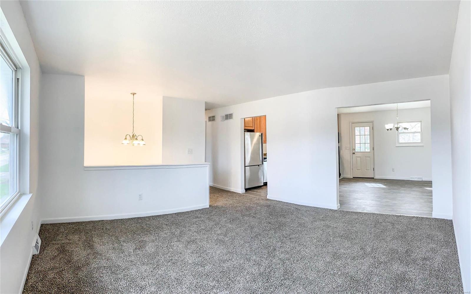 418 Riggin Road Troy, IL 62294 - Photo 8 of 27