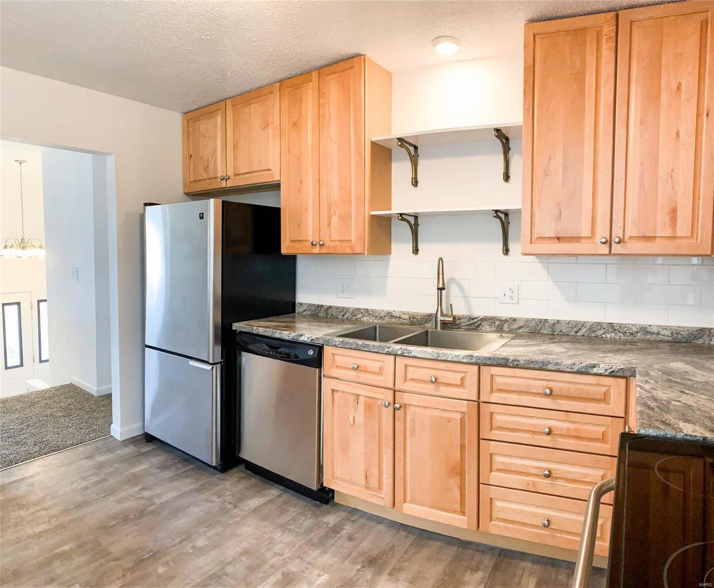 418 Riggin Road Troy, IL 62294 - Photo 10 of 27