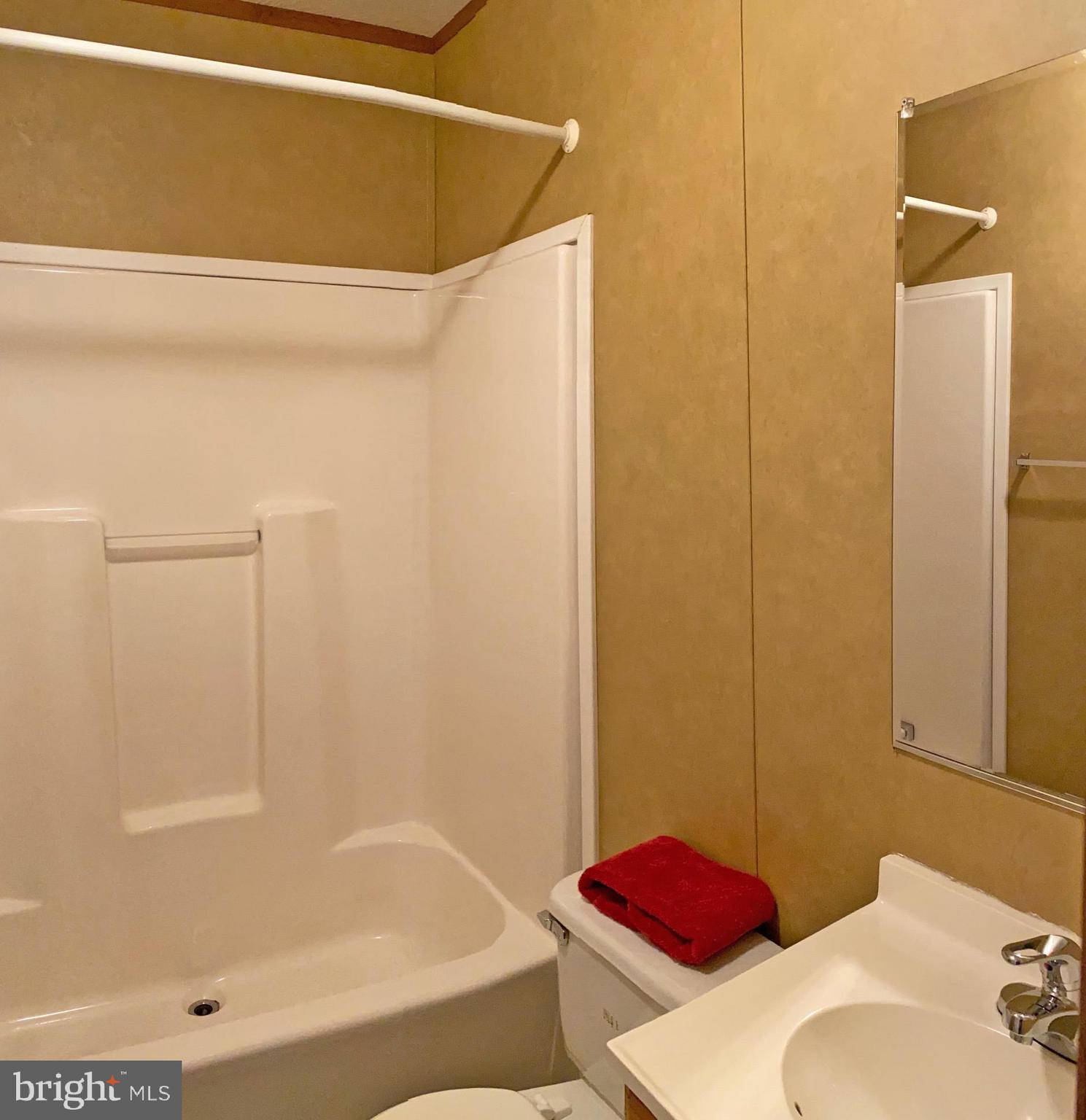 31718 Siham Road, Unit E30 Lewes, DE 19958 - Photo 12 of 18 Second Full Bath