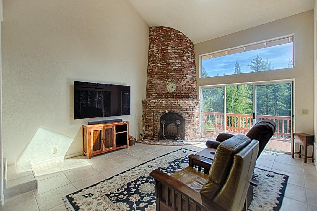 305 Mountain View Road Santa Cruz, CA 95065 - Photo 19 of 74 Gallery Image 19