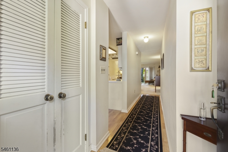 900 Valley Road, Unit 3 Clifton, NJ 07013 - Photo 3 of 17 Gallery Image 3