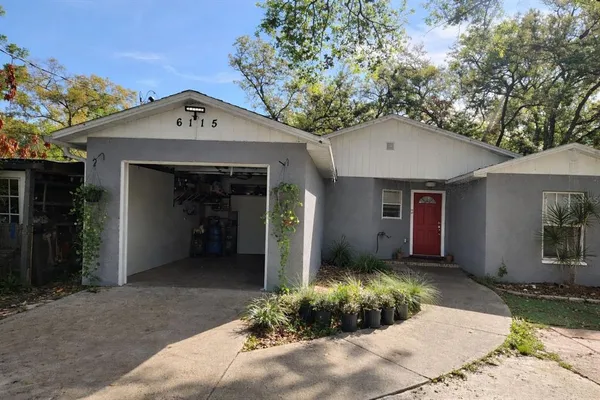 $2,400 | 6115 North Albany Avenue, Tampa, FL 33604