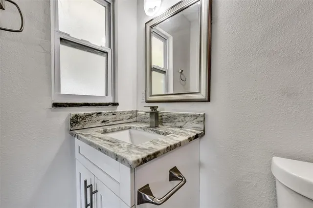 $3,000 | 3208 North Avenida Republica De Cuba, Tampa, FL 33605