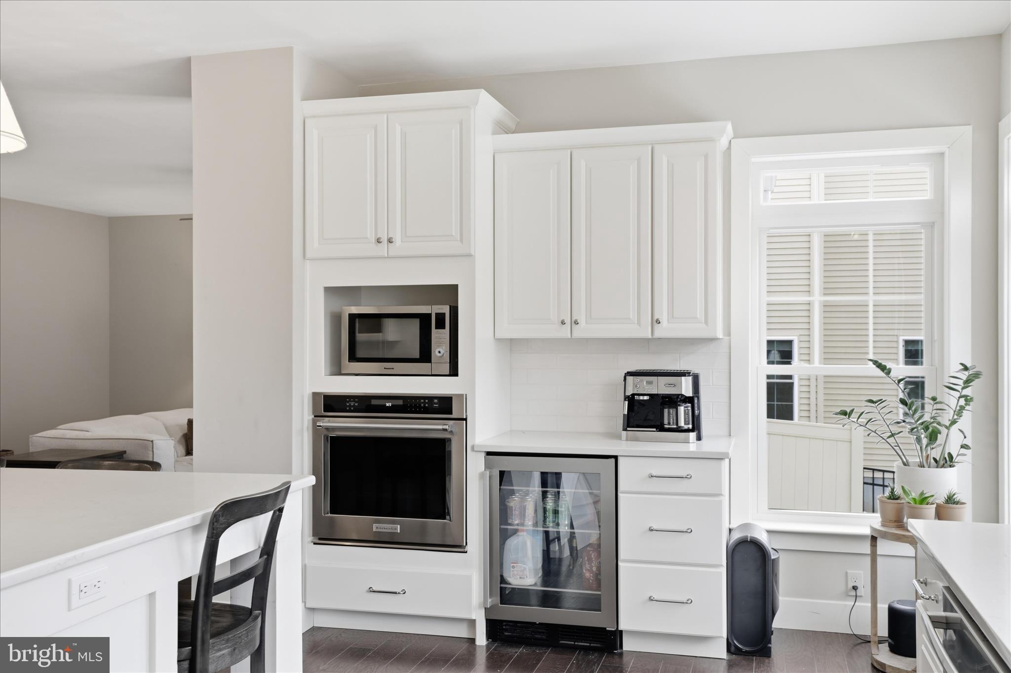 339 Bowyer Lane Lititz, PA 17543 - Photo 14 of 41 Kitchen, wind fridge, coffee bar