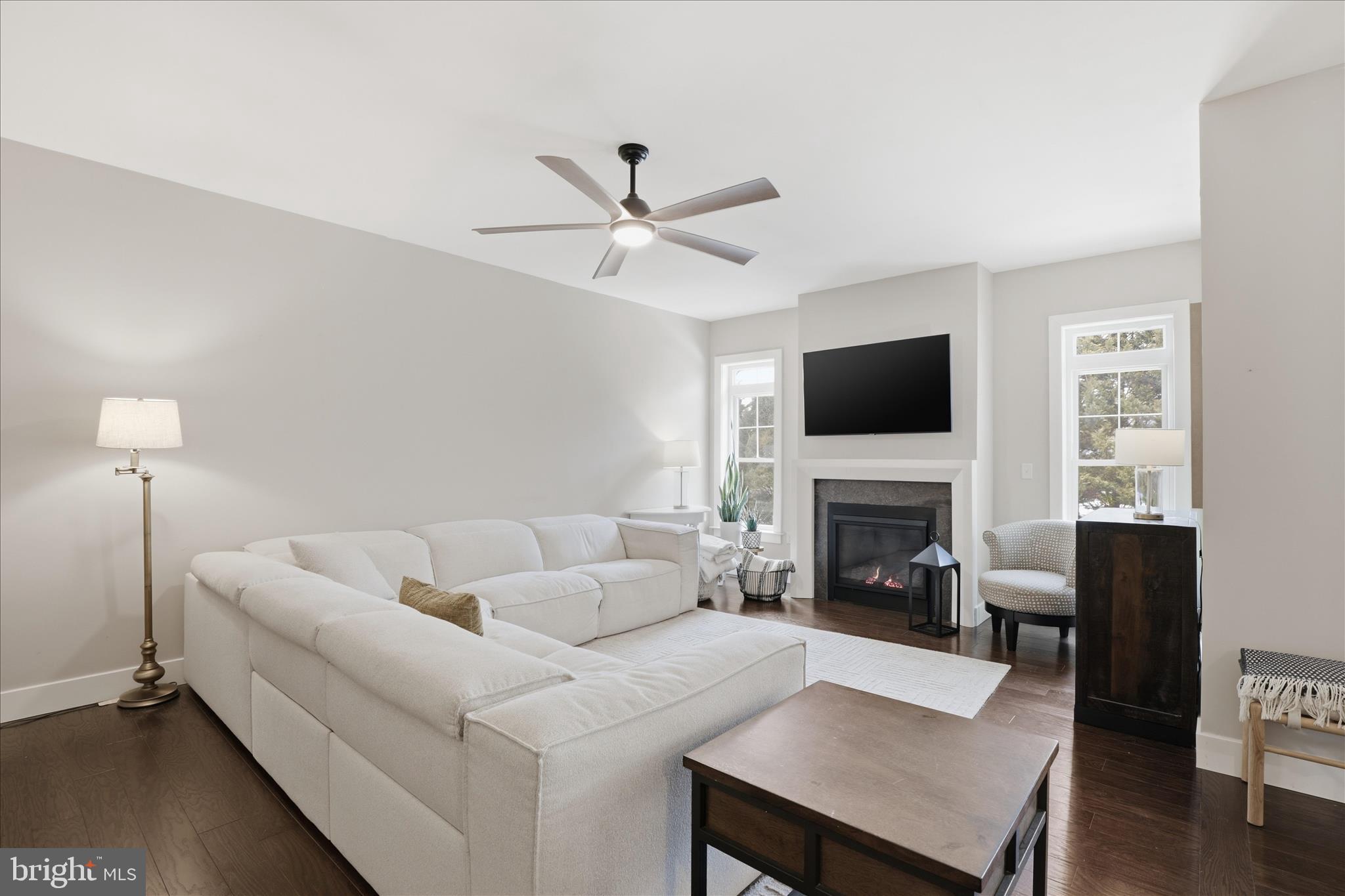 339 Bowyer Lane Lititz, PA 17543 - Photo 2 of 41 Family Room