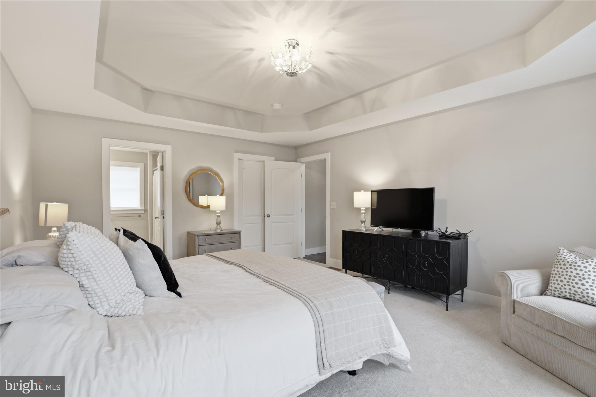 339 Bowyer Lane Lititz, PA 17543 - Photo 20 of 41 Primary Suite