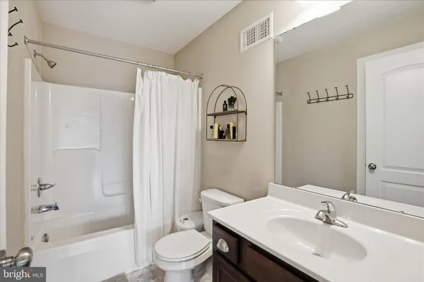 $795,000 | 339 Bowyer Lane, Lititz, PA 17543