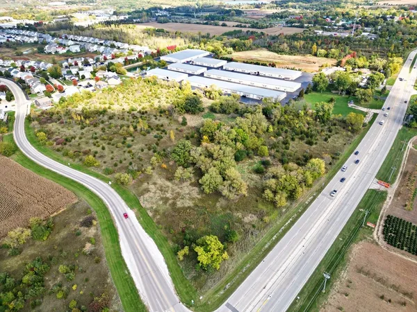 $950,000 | 28200 Highway 120, Lakemoor, IL 60051