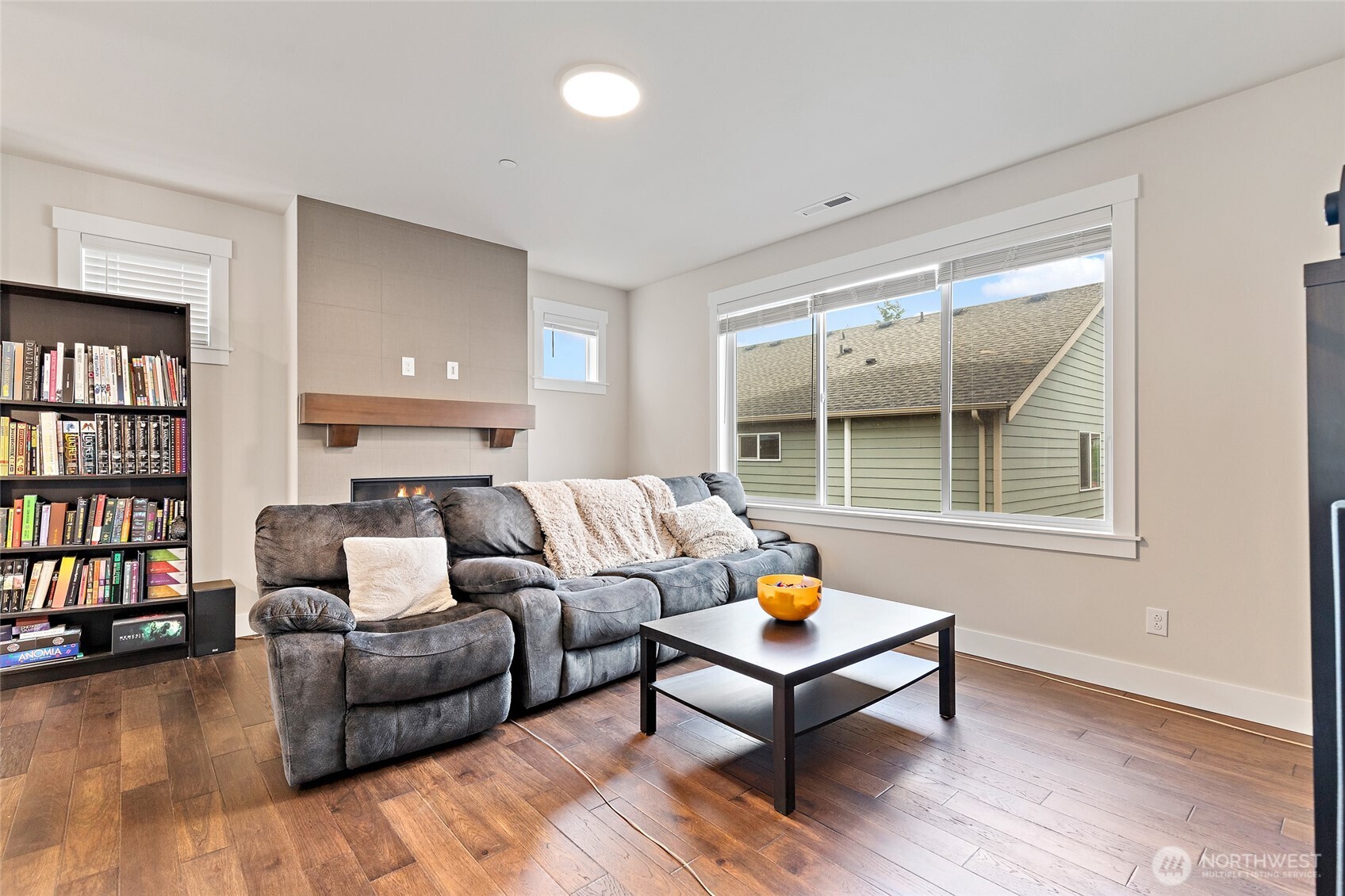 1109 146th Street Southwest, Unit 6 Lynnwood, WA 98087 - Photo 3 of 25