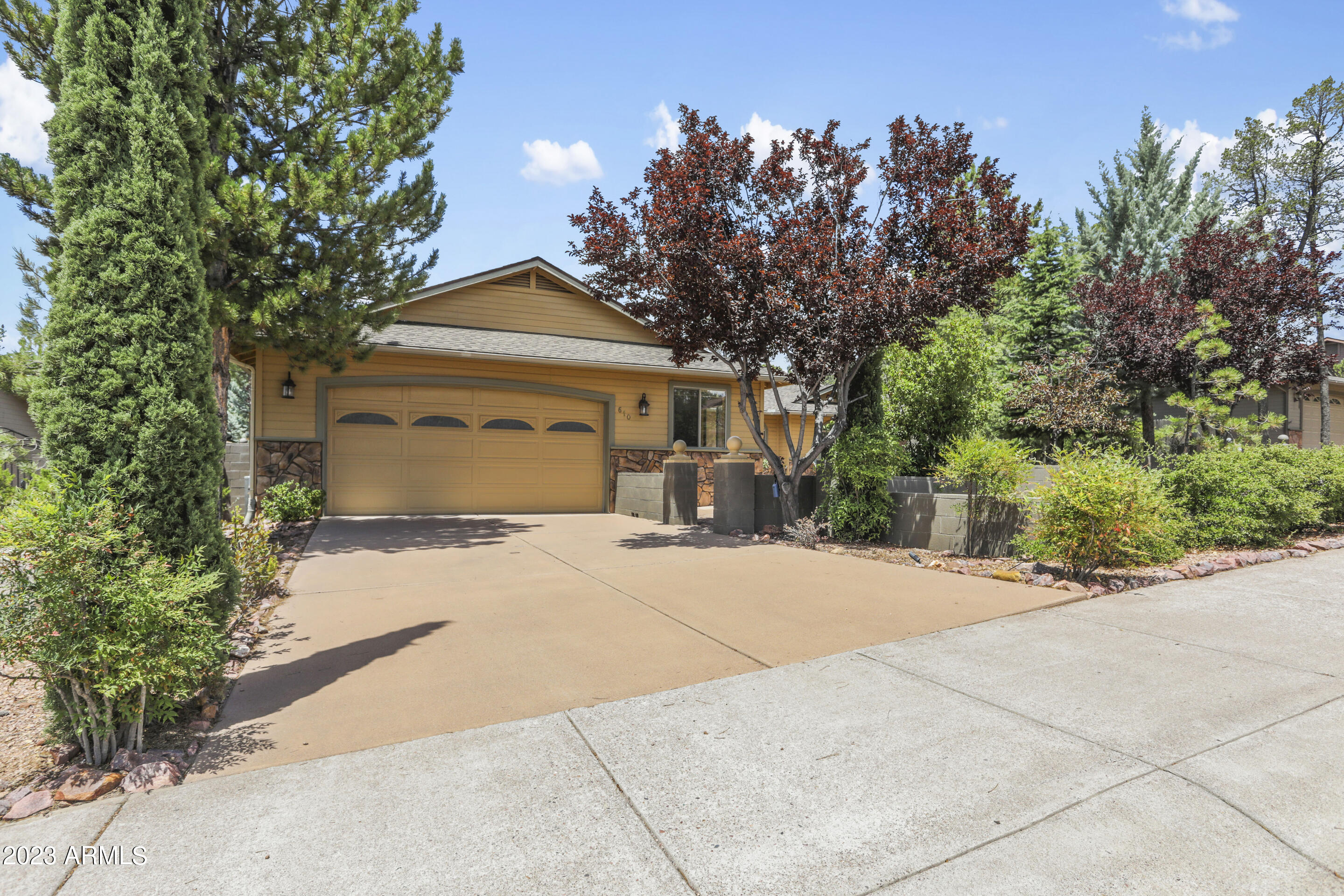 610 North Blue Spruce Road Payson, AZ 85541 - Photo 1 of 24 Exterior (1)