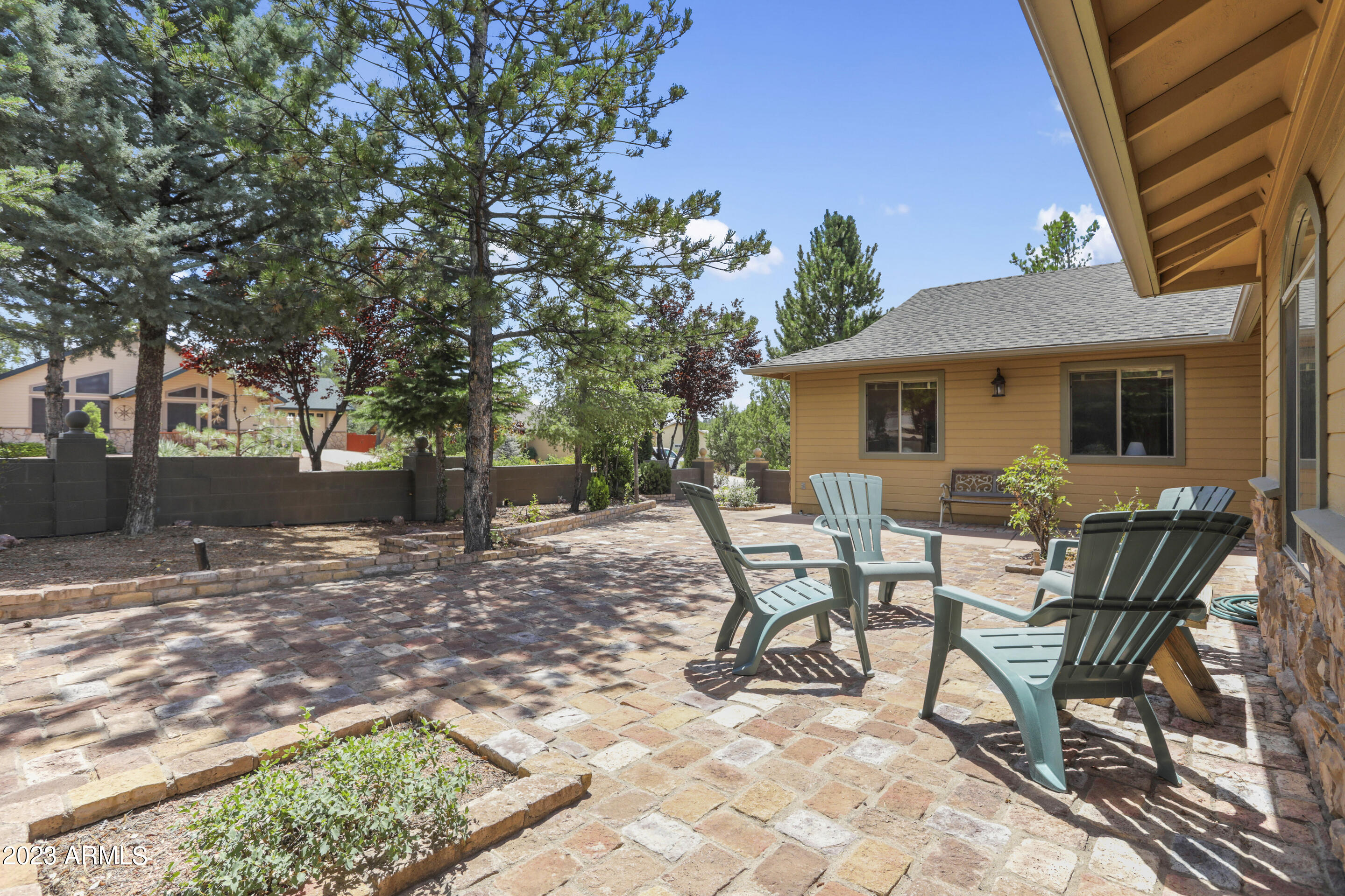 610 North Blue Spruce Road Payson, AZ 85541 - Photo 19 of 24 Front Patio (1)