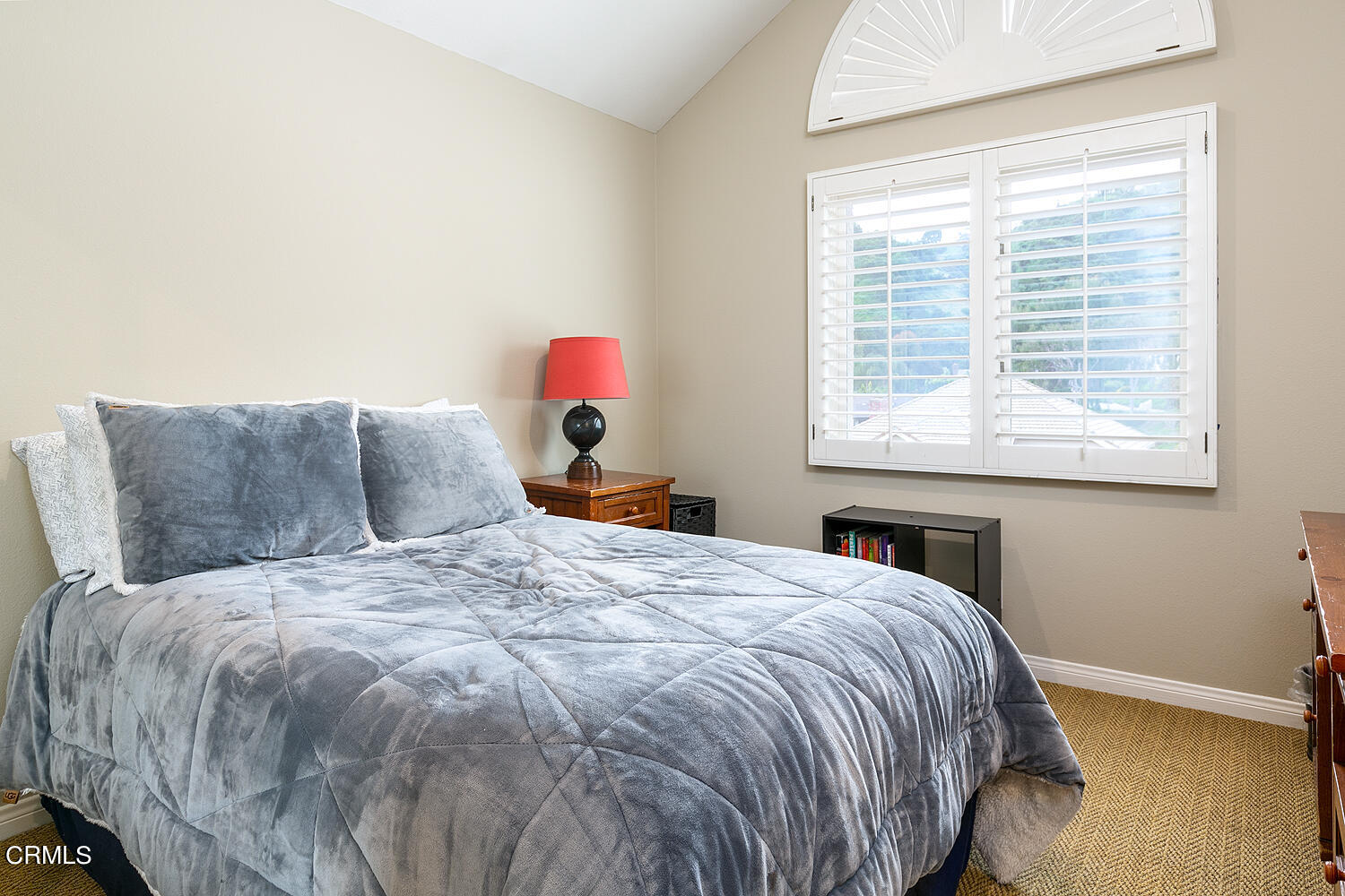 1429 Rutherford Drive Pasadena, CA 91103 - Photo 26 of 34 a bedroom with a bed and a window