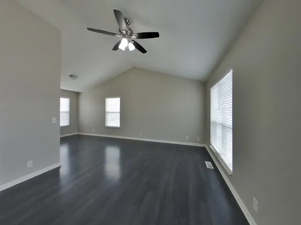 $2,119 | 716 Sweetwater Circle, Old Hickory, TN 37138