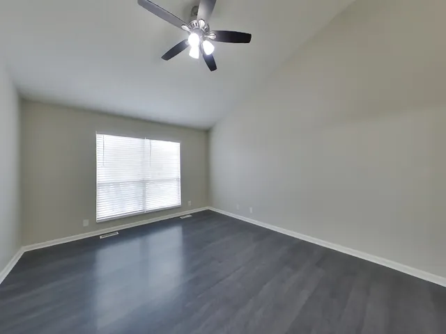 $2,289 | 716 Sweetwater Circle, Hermitage, TN 37076