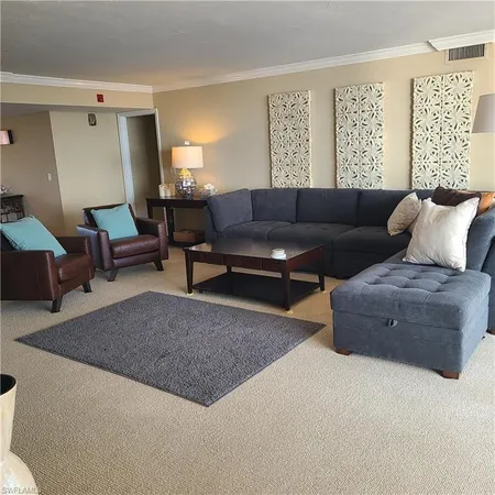 $8,000 | 10701 Gulf Shore Drive, Unit 1200, Naples, FL 34108