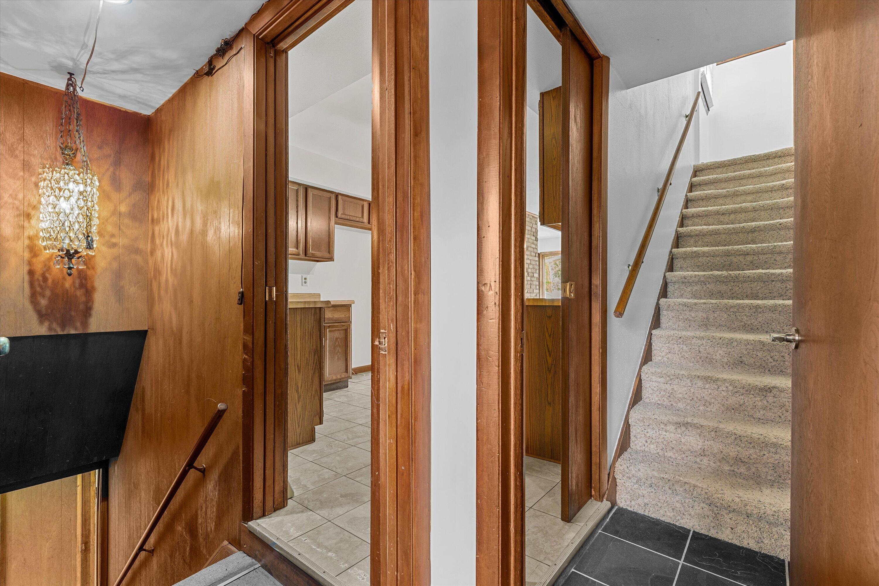21190 Watertown Road Brookfield, WI 53045 - Photo 24 of 44 41-0G8A1860