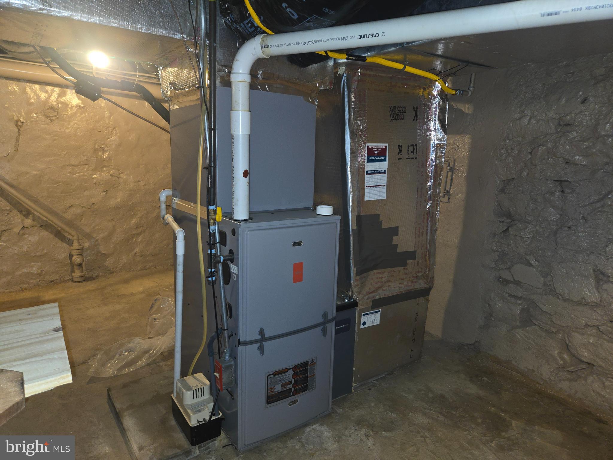 24 South Hull Street Reading, PA 19608 - Photo 5 of 7 Newer Gas Furnace