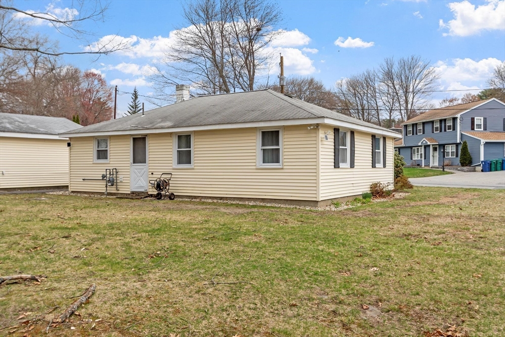 37 Lindsay Road Billerica, MA 01821 - Photo 14 of 41